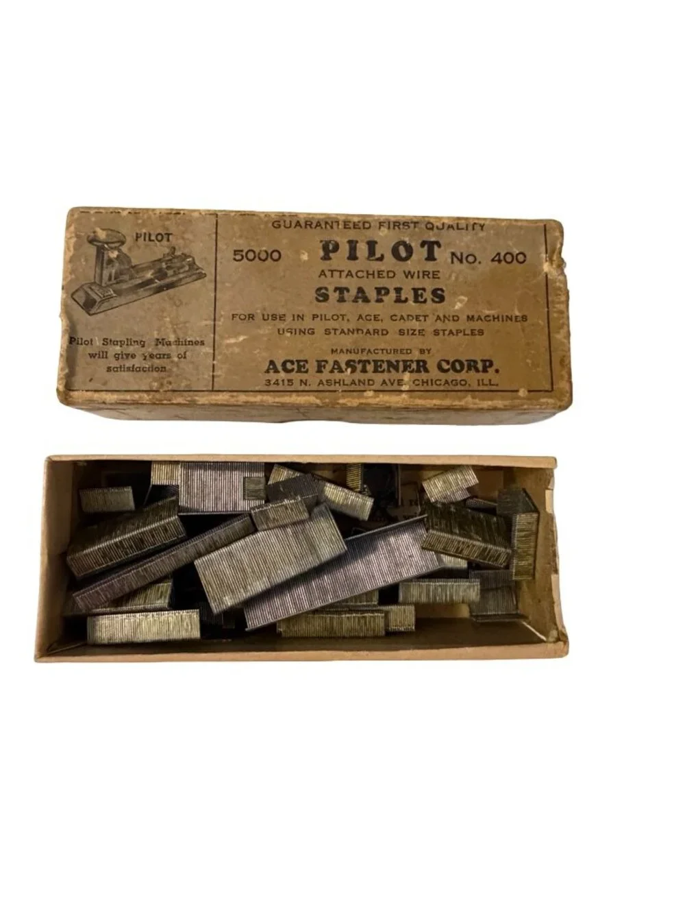 Vintage Pilot No. 400 Attached Wire Staples Partial Box Ace Fastener Corp Chicag
